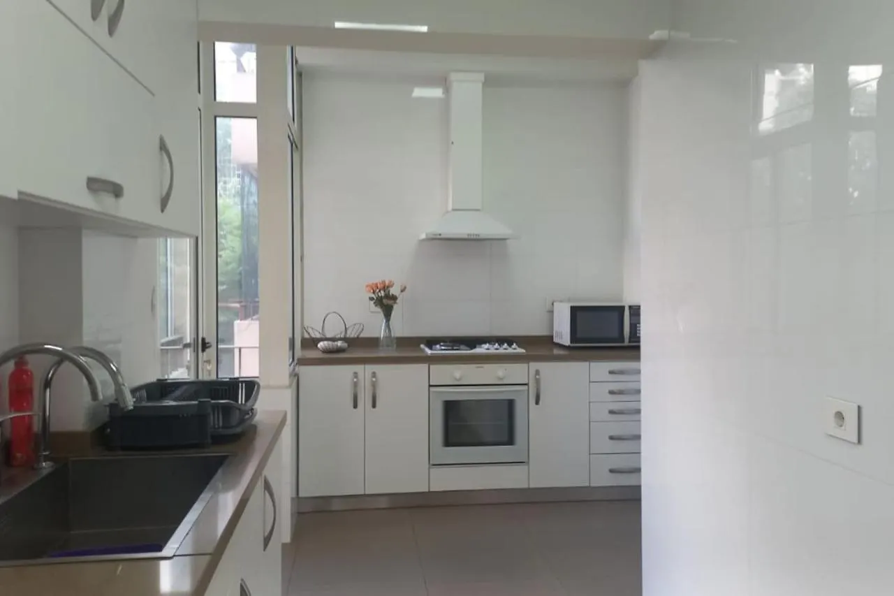 Gemayze Haven 2 Bedroom Apartment Βηρυτός